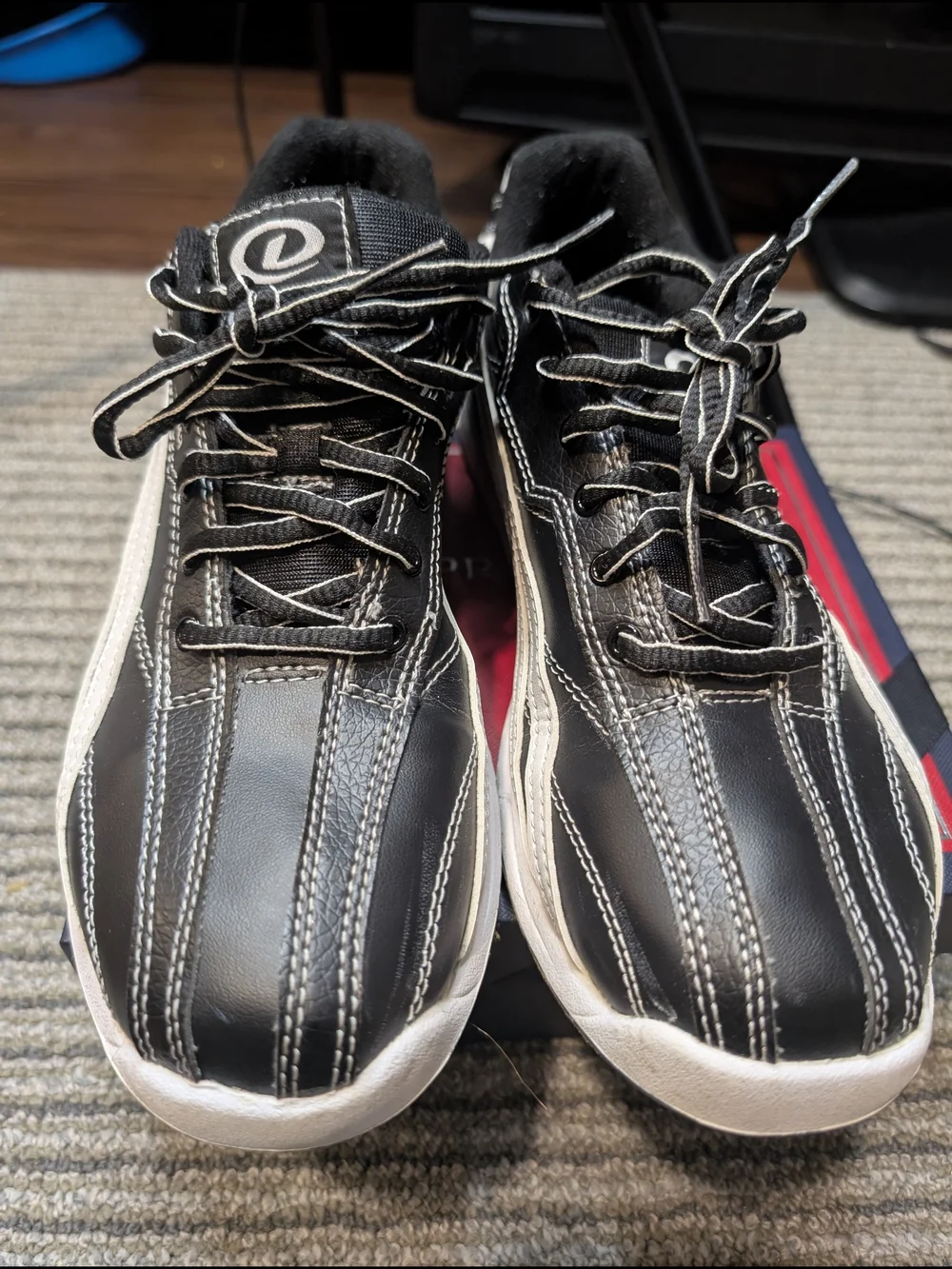 Dexter Jack B2251-1 bowling shoes 🎳 Classic black & white design with Slide-Rit
